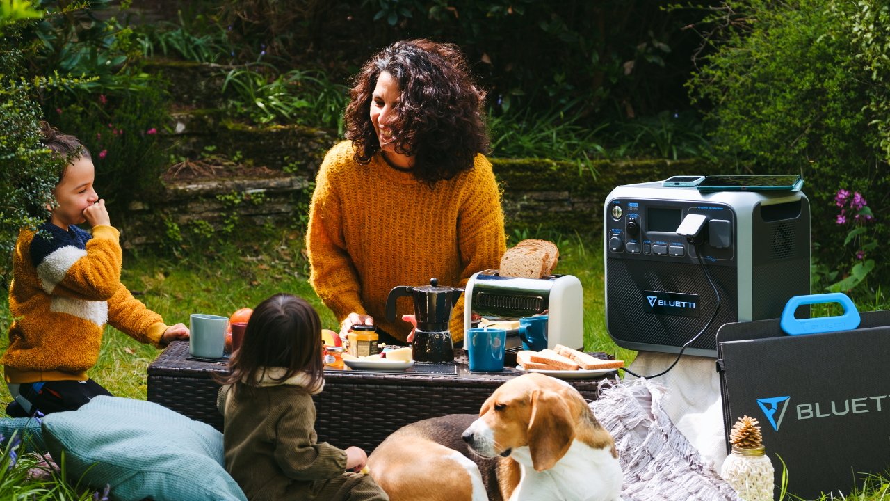 AC200P je výkonné řešení solárního panelu. 