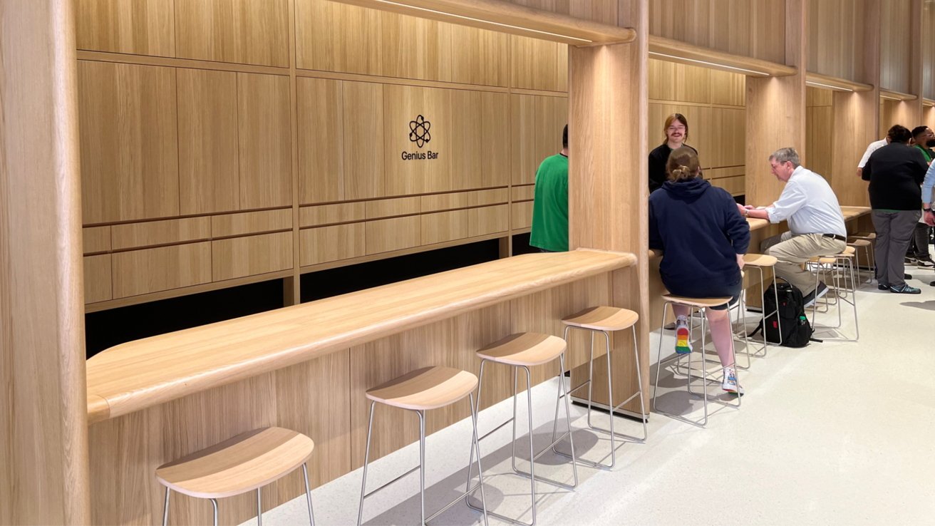 Genius Bar se vrací