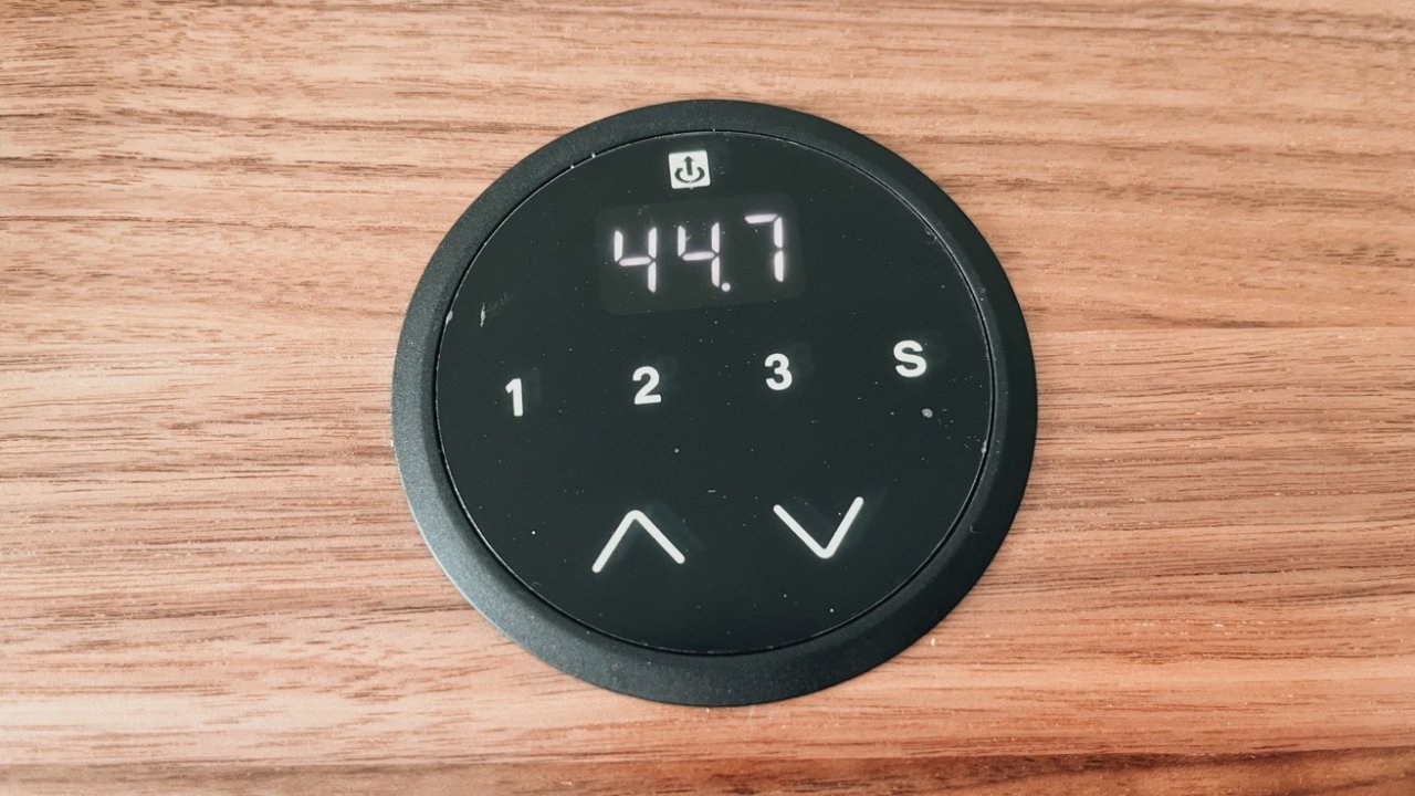 HumanCentric Workflow Desk má dotykový ovladač 