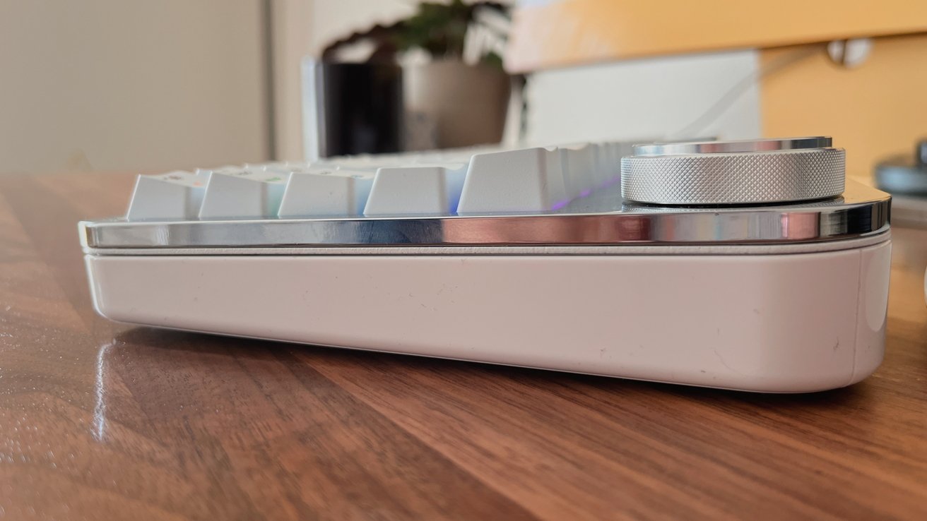 Vysoký profil by mohl způsobit zvýšené namáhání zápěstí 