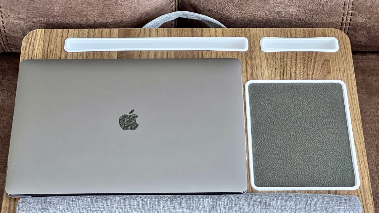 Laptop Huanuo je dostatečně velký, aby se do něj vešel 16palcový MacBook Pro