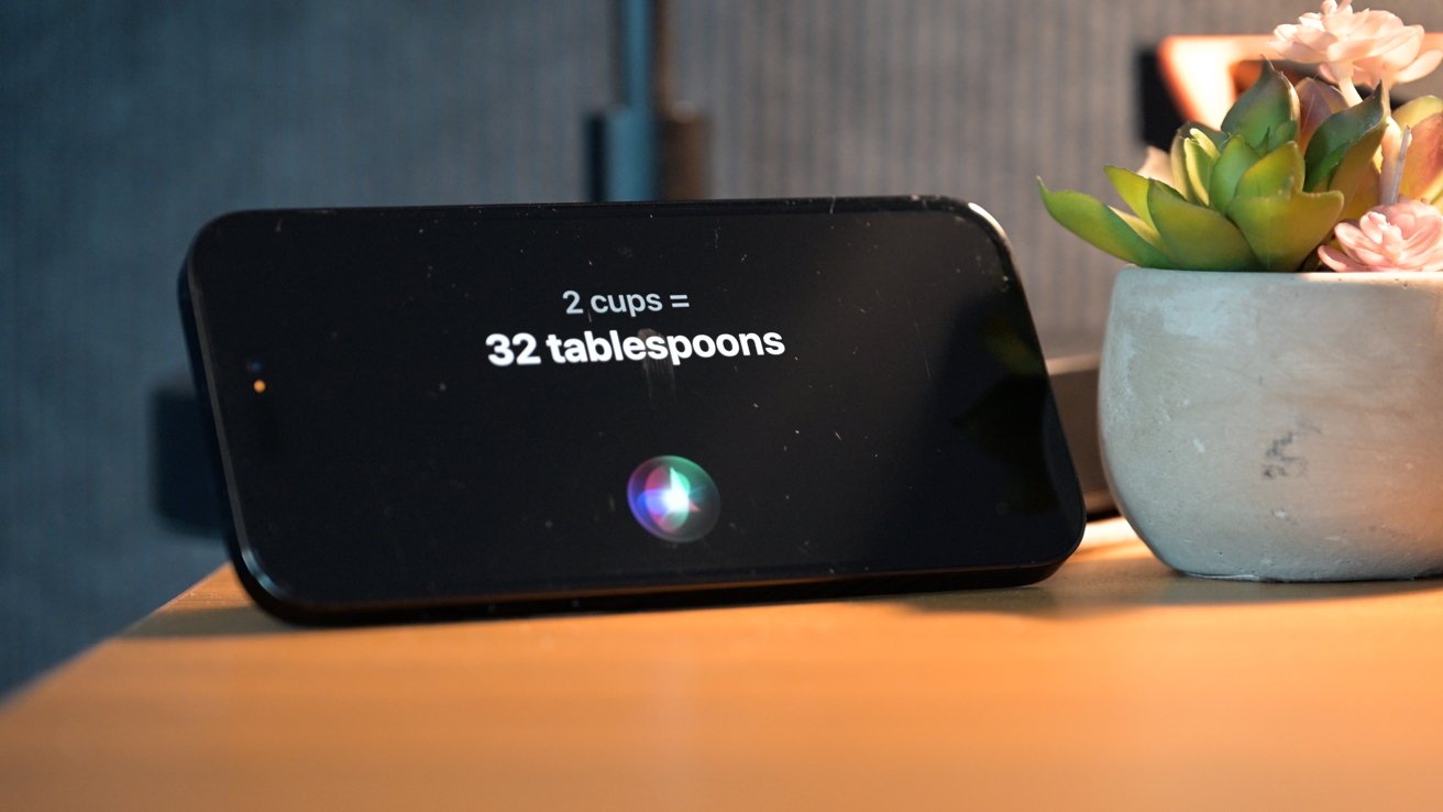 Siri odpovídá v pohotovostním režimu