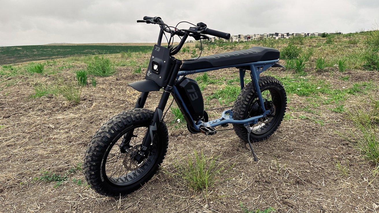 Super73-S Adventure Series zvládala jízdu v terénu dobře