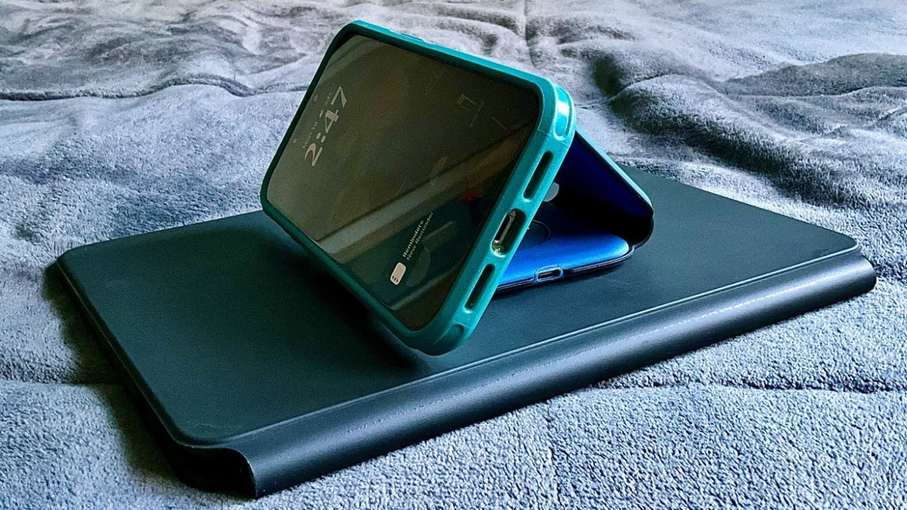 Bezdrátová nabíječka UCOMX Nano 3 v 1 