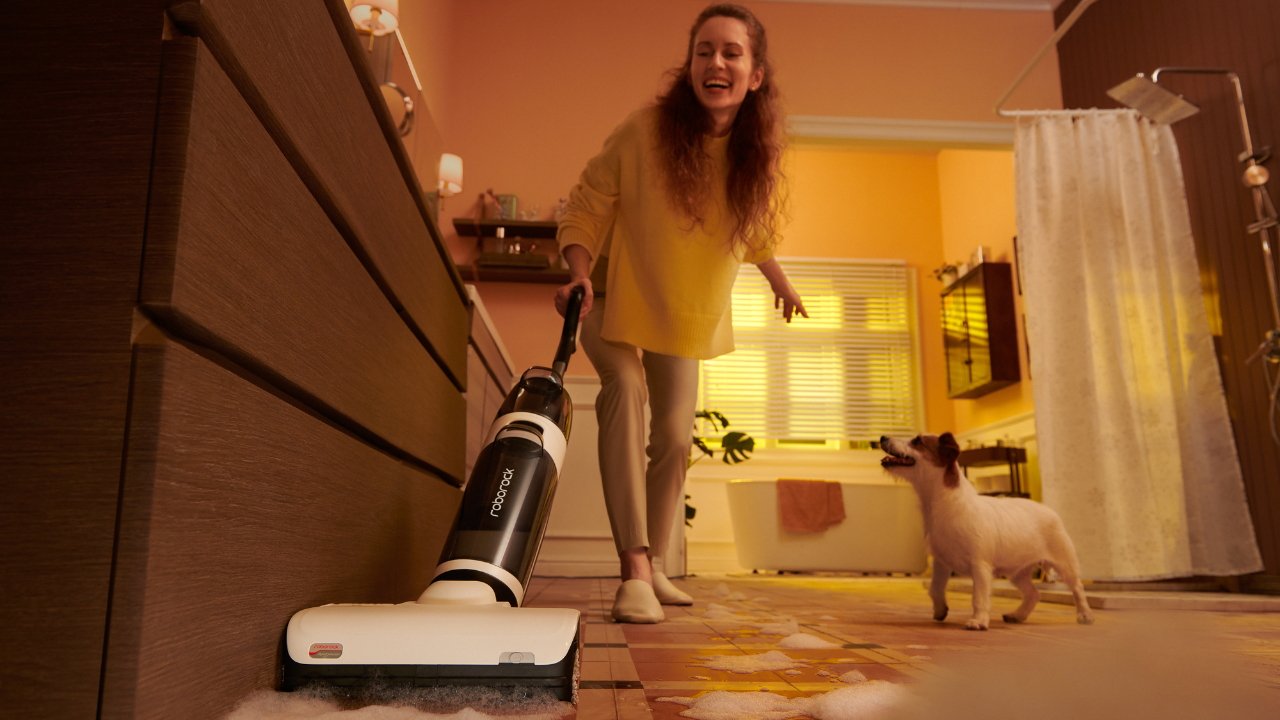 Dyad Pro je dokonalým řešením pro mokré a suché čištění. 