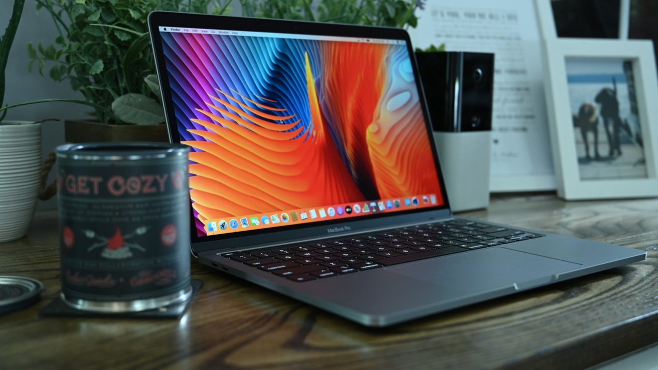 13palcový MacBook Pro s dotykovou lištou