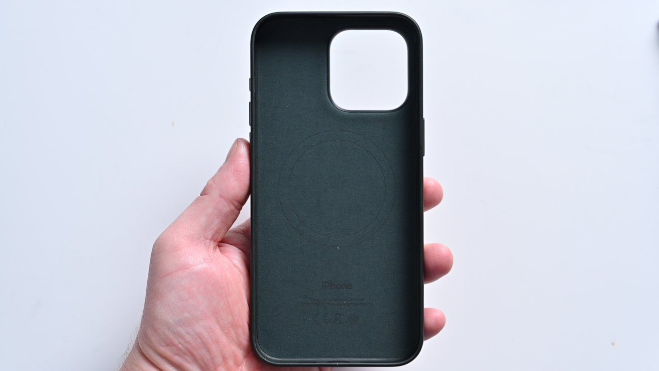 Interiér pouzder Apple FineWoven