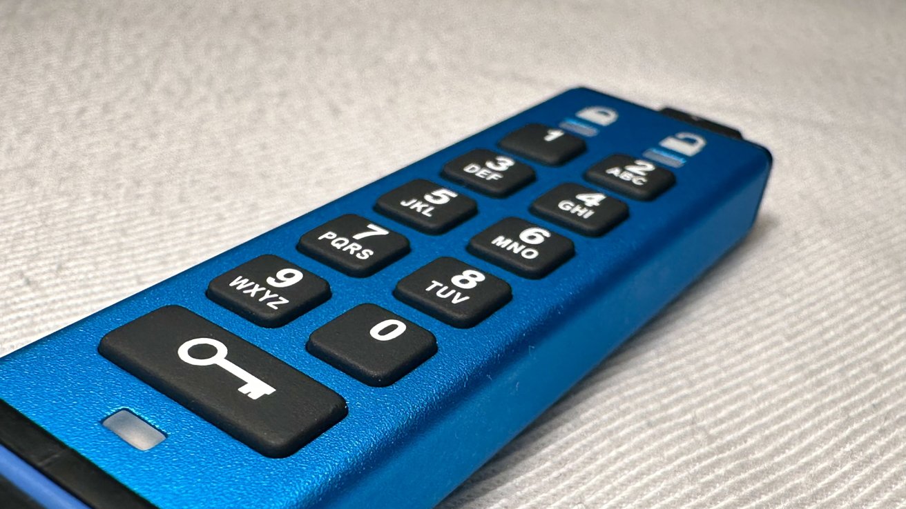 Alfanumerická klávesnice Kingston IronKey USB Type-C Keypad 200