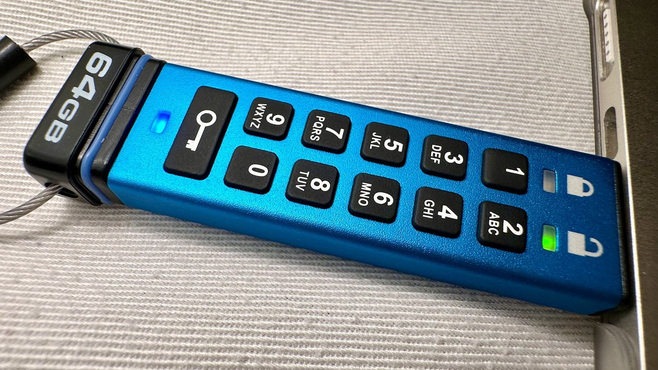 Kingston IronKey USB Type-C Keypad 200 odblokovaná