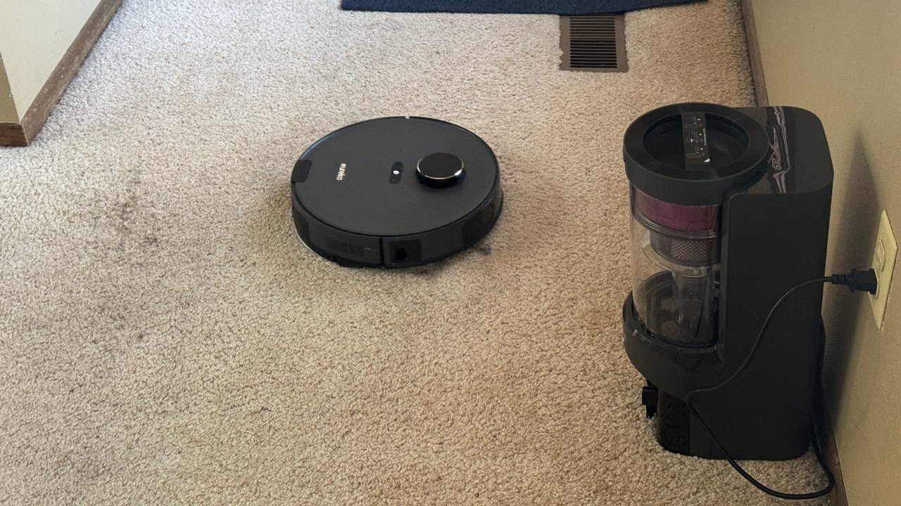 Eureka E10S a nabíjecí dok.