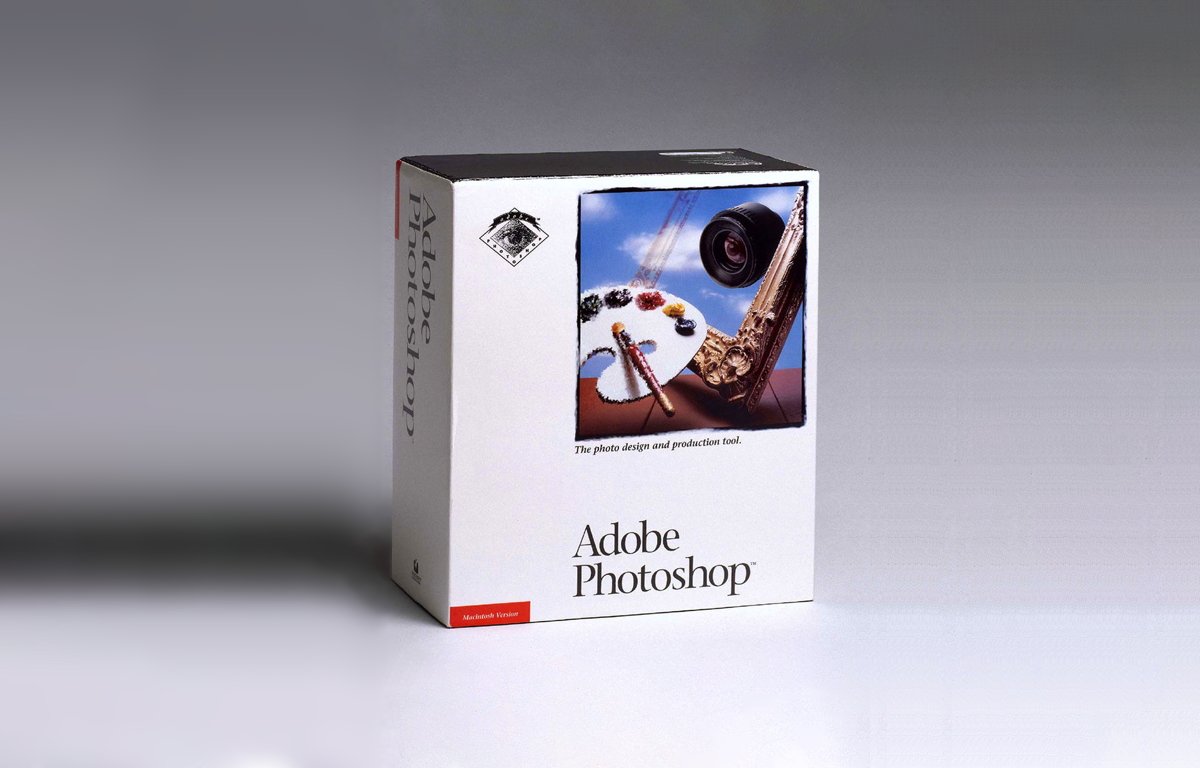 Originální maloobchodní balení Photoshopu.