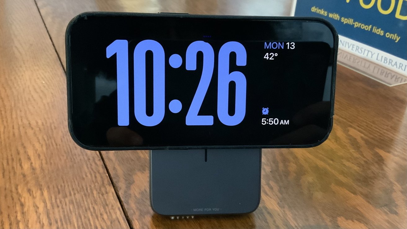 Ugreen baterie skládacího stojanu – pohotovostní režim 