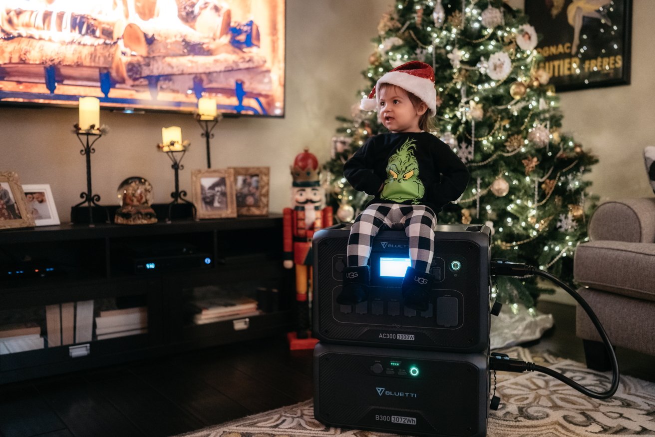 Bluetti AC300 a B300