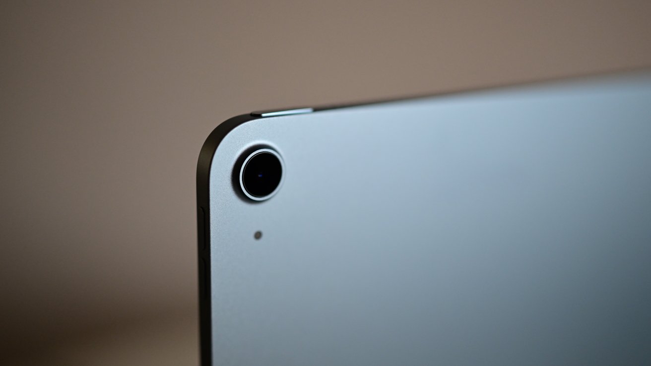 Zadní kamera nového iPadu Air